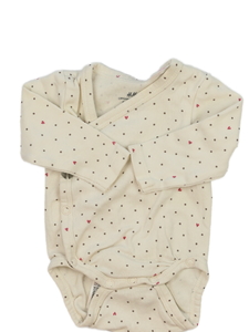 Krémové body s puntíky a srdíčky H&M