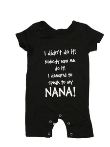 Černý overal s nápisy 