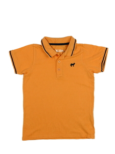 Oranžové triko s vlkem a límečkem 