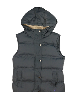 Šedá prošívaná zimní vesta Primark 