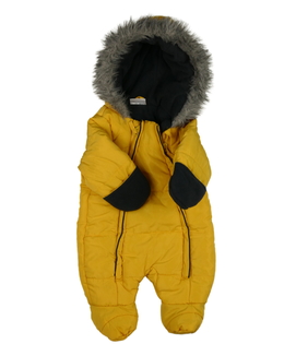 Žlutá zimní kombinéza 