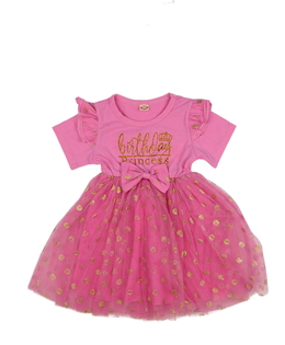 Růžové šaty s bohatou sukní 