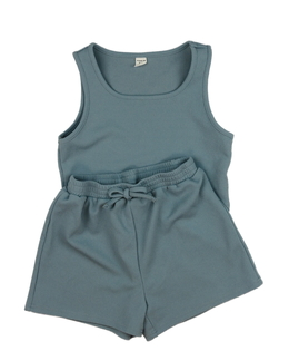 Modrý crop top a kraťasy 