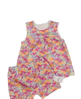 Nové květinové tílko a kraťasy Nutmeg