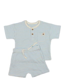 Pruhované triko a kraťasy modro-bílé