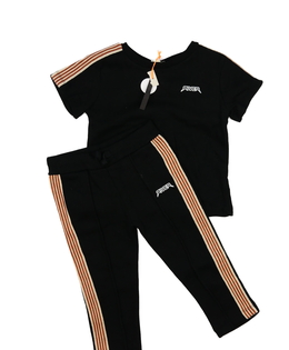 Nové černé triko a tepláky River Island 