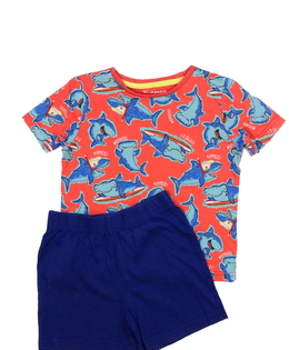 Červené triko a tmavě modré kraťasy Nutmeg