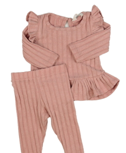 Růžové triko s volánky a legíny Primark 