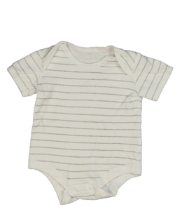 Bílé body se šedými pruhy 