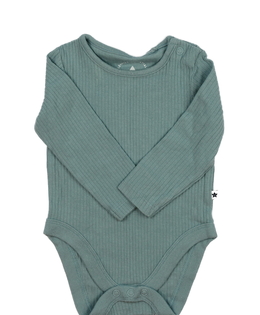 Modré žebrované body F&F