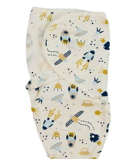 Bílá zavinovačka s vesmírným motivem 