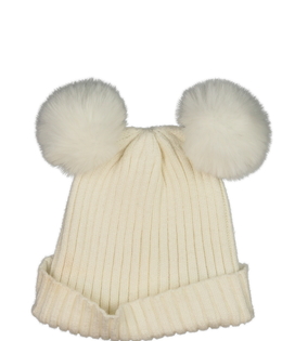 Krémová čepice s bambulemi