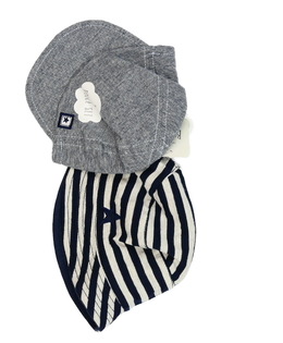 Nový klobouk a kšiltovka George