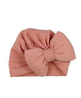 Růžová čepice s mašlí 