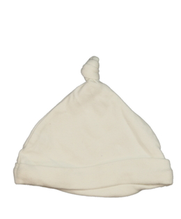 Bílá bavlněná čepička