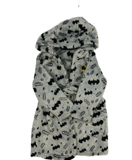 Šedý župan Batman George