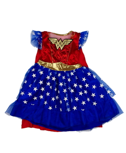 Krásné karnevalové šaty s pláštěm Wonder Woman 