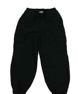 Černé kapsáčové kalhoty 