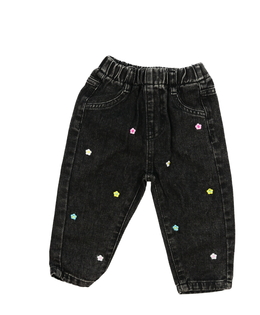 Šedé kalhoty s květinami 