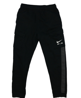 Černé tepláky vel. 170 Nike 