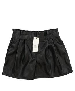 Nové černé koženkové kraťasy