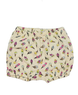 Nové krémové kraťasy s nanuky Gap 