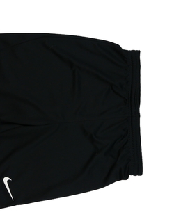 Černé sportovní kraťasy Nike 