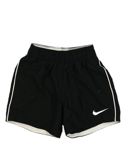 Černé sportovní kraťasy Nike 