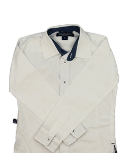 Bílá košile s modrými detaily 