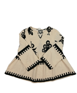 Krémová vzdušná halenka se vzory 