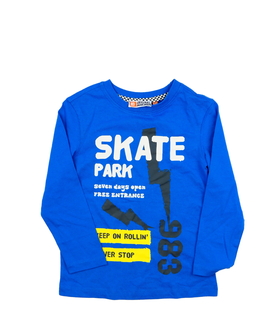 Modré triko s nápisy 