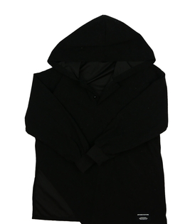 Černé triko s kapucí 