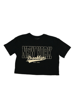 Černý crop top s nápisy Primark 