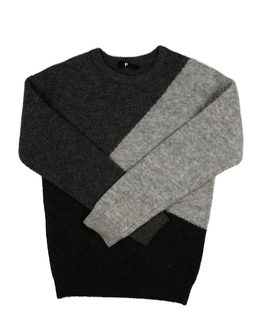 Šedý žinylkový svetr 