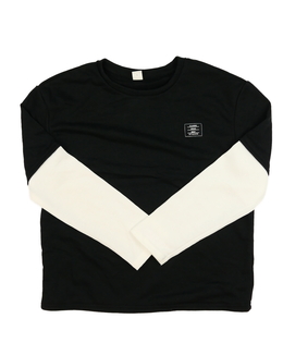 Černá mikina s bílými detaily 