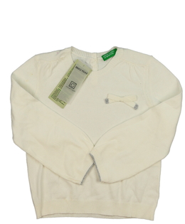 Nový krémový svetřík Benetton 