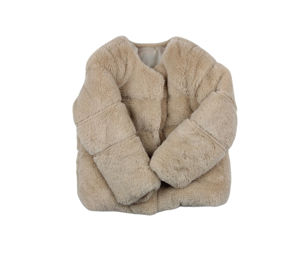 Hnědý chlupatý kabátek 