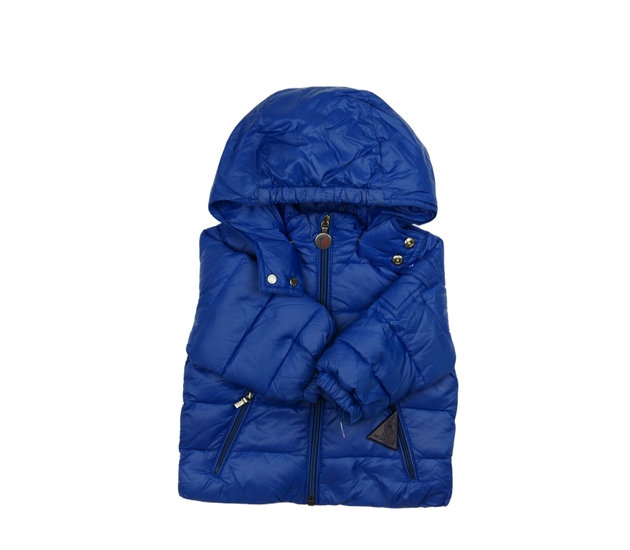 Modrá bunda Moncler