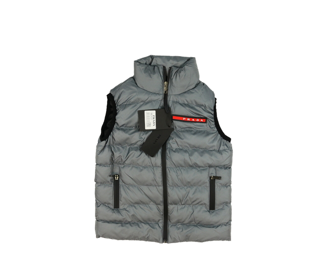 Nová šedá prošívaná vesta Prada