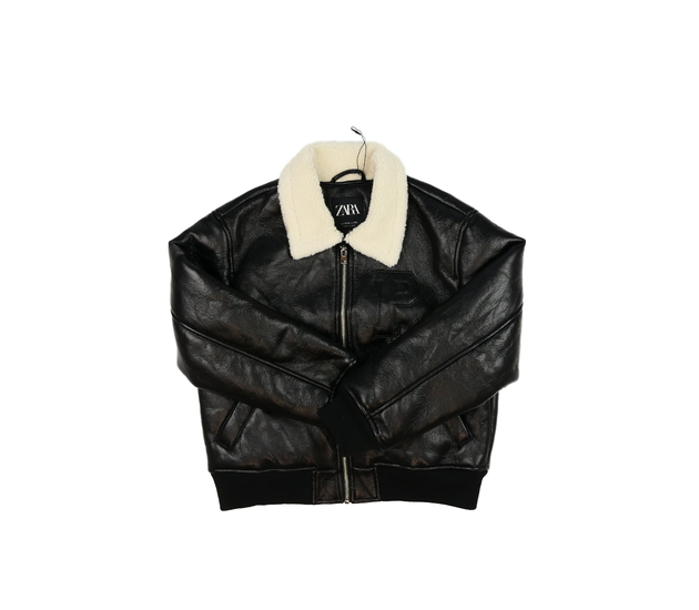 Černá koženková bunda Zara