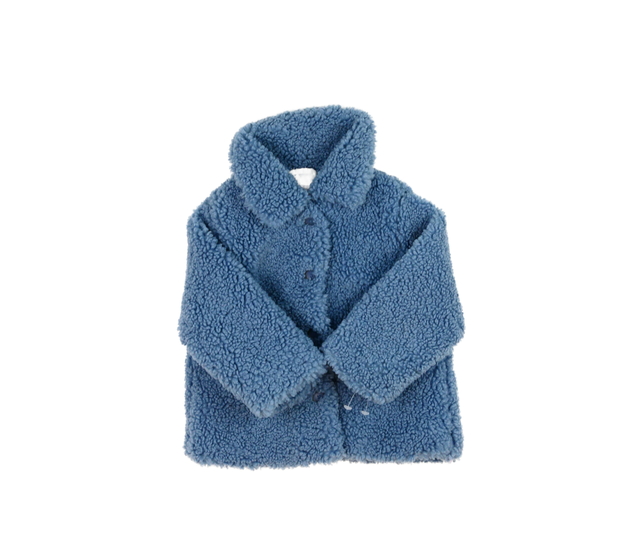 Modrý beránkový kabátek