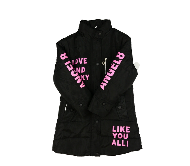 Černý prošívaný kabát s nápisy 