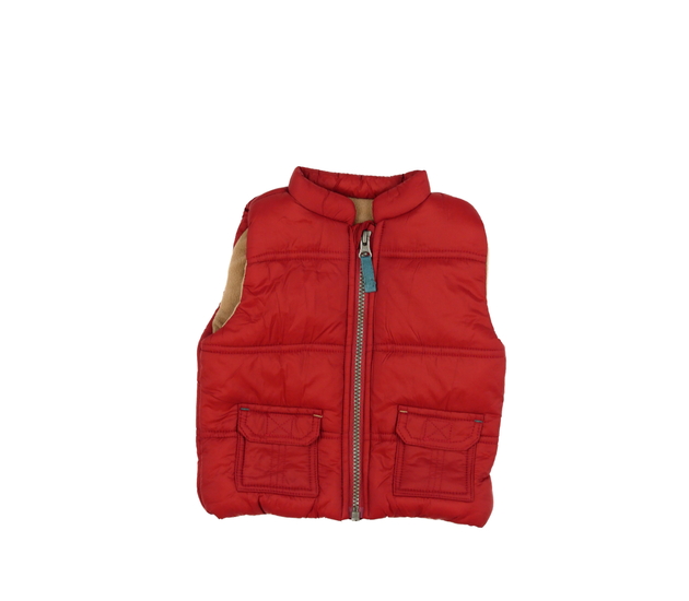 Nová červená vesta Nutmeg