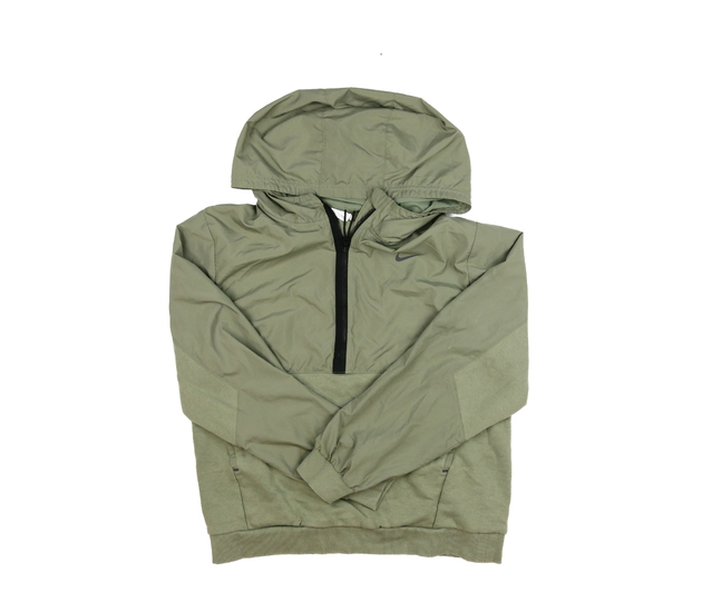 Zelená slabá bunda vel. 170 Nike 