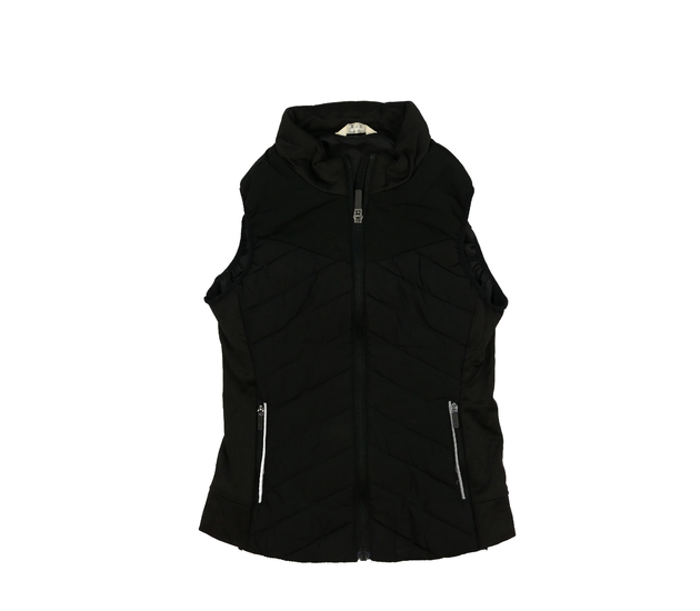 Černá prošívaná vesta