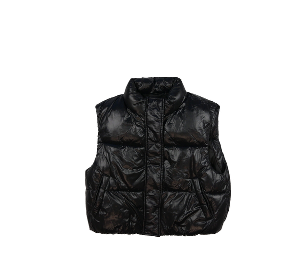 Černá prošívaná kratší vesta New Look 