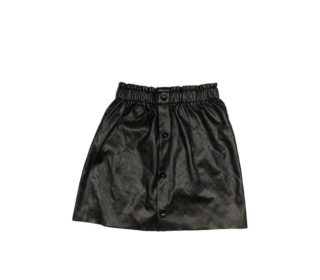 Černá koženková sukně 