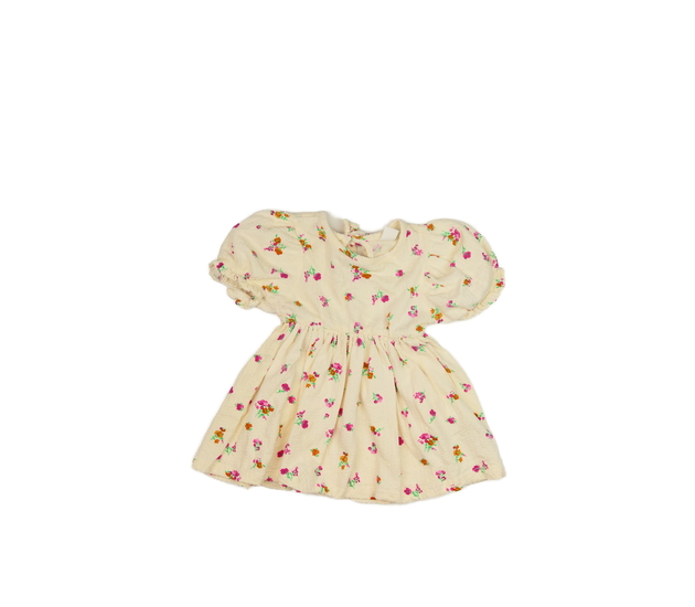 Hnědé květinové šaty 