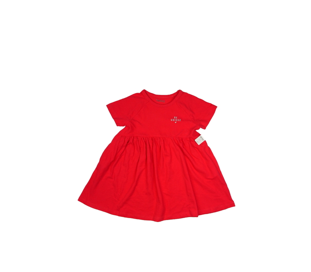 Nové červené šaty Nutmeg