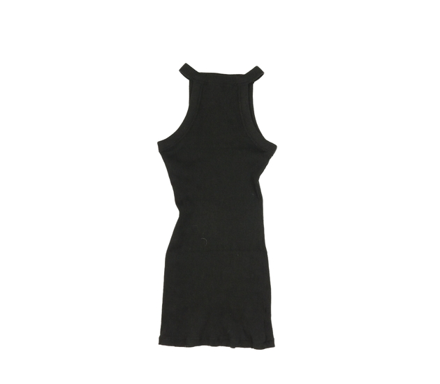 Černé žebrované pouzdrové šaty